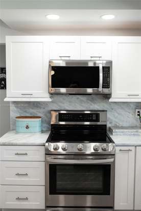 Building Photo - 4115 Madison St