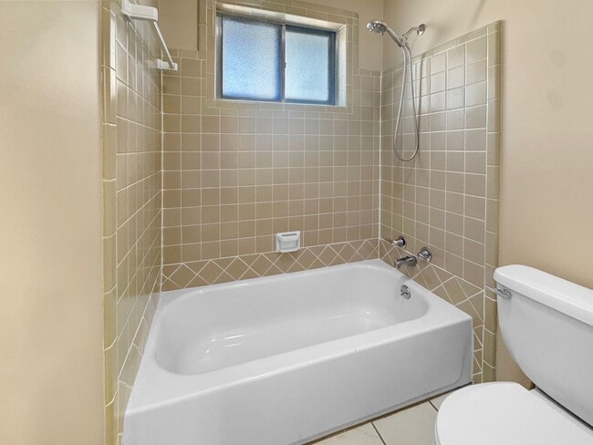 Building Photo - Spacious 3 Bed/3 Bath Midtown Home with Oversized Garage, Large Deck, and Storage Shed