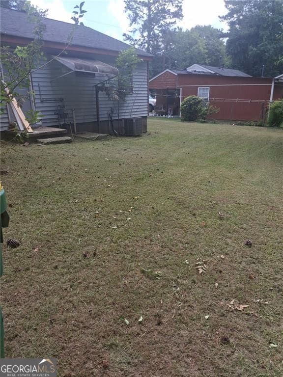 Building Photo - 5253 Brookdale Dr