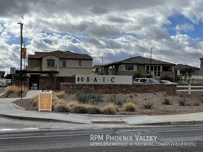 Primary Photo - 3 Bed / 2.5 Bath Gilbert Townhome GATED Co...