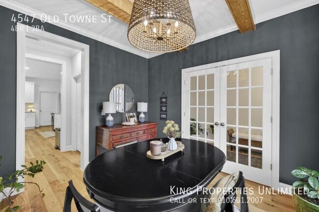 Building Photo - 4547 Old Towne St