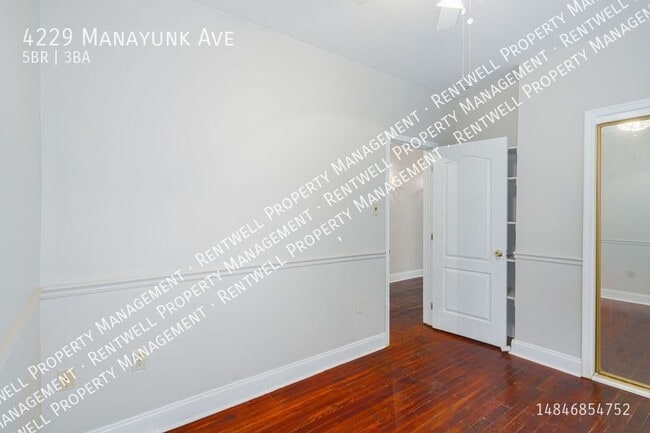 Building Photo - 5BR 2.5 BA_ 2,000 Sq Ft. Townhome in Manay...