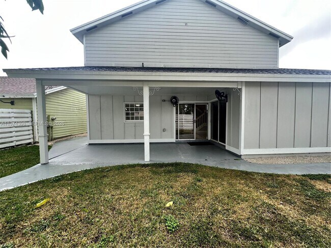 Building Photo - 14024 SW 148th Ln