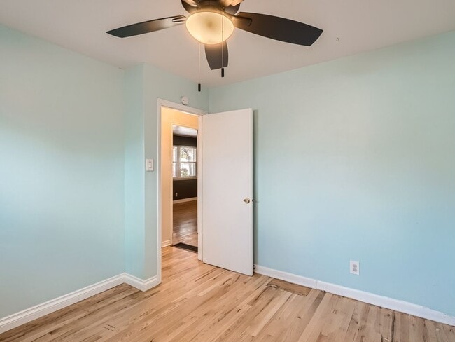 Building Photo - 2241 S Linley Ct