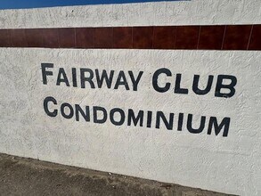 Building Photo - 3325 Bee Ridge Rd