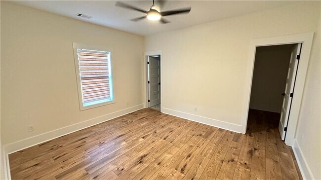 Building Photo - 3527 Bailey Rd