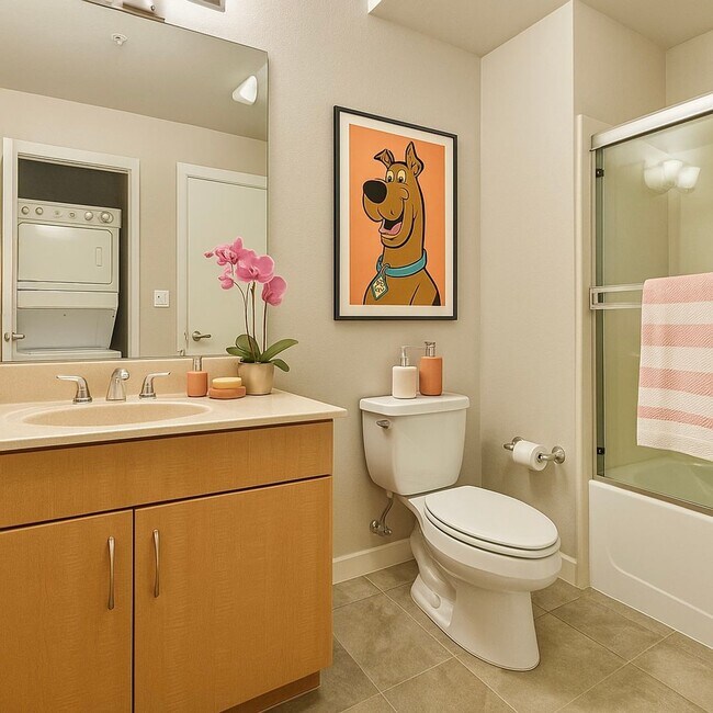 Building Photo - Large Downtown Oakland Two Bedroom Condominium at The Jade