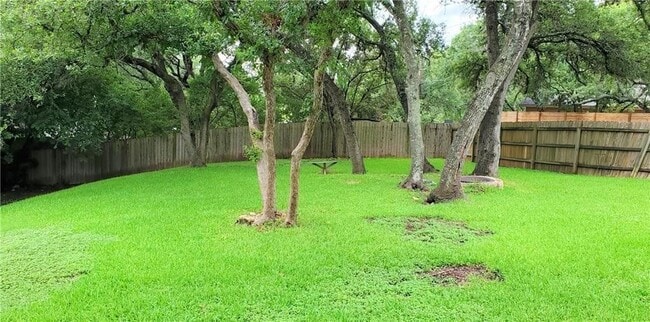 Building Photo - 1403 Canoe Brook Dr