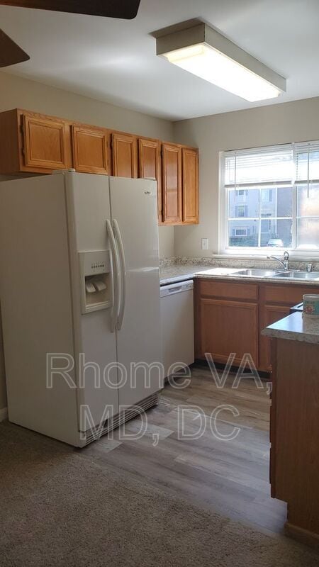 Building Photo - 1129 Huntmaster Terrace NE