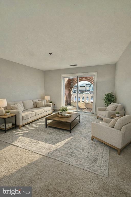 Building Photo - 115 S Lee St