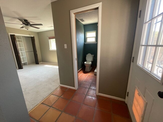 Building Photo - Quality Home in the Northwest!