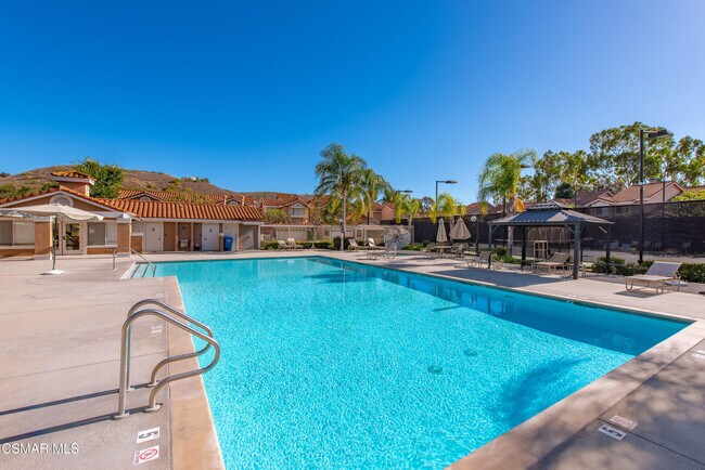 Building Photo - 4822 Parma Dr