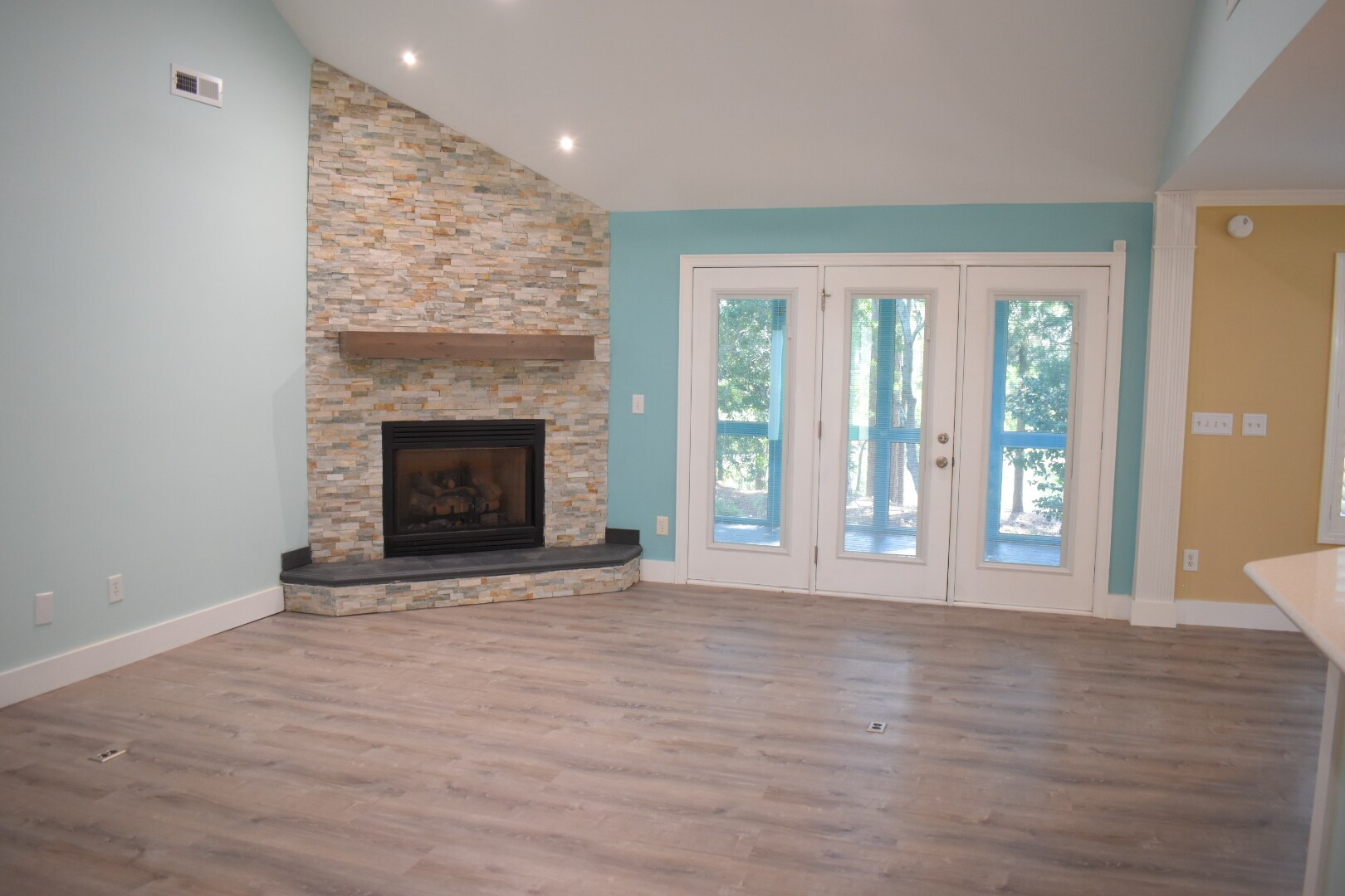 Building Photo - 7002 Hallstead Ct