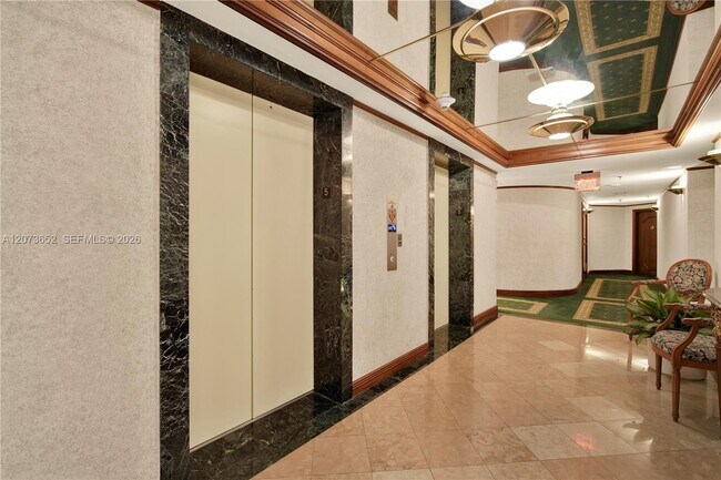 Building Photo - 5757 Collins Ave