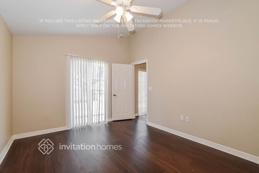 Building Photo - 102 Vine Dr