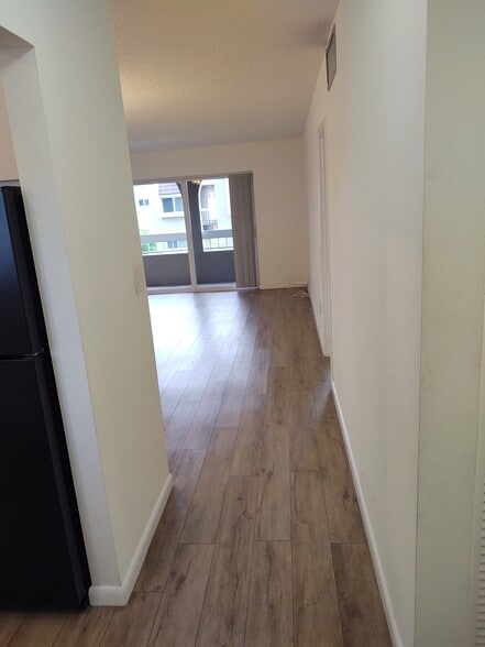 Building Photo - 7720 Camino Real