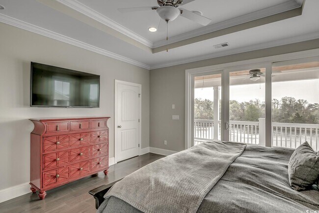 Building Photo - 455 Harbour View Dr