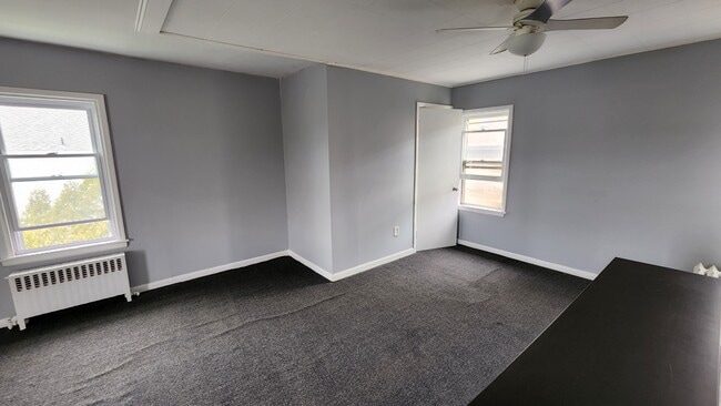 Building Photo - 2338 Elmwood Ave