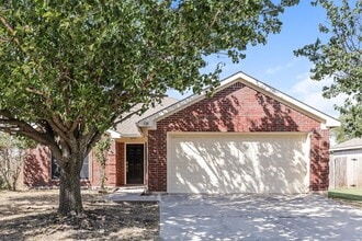 Building Photo - 528 Cambridge Dr