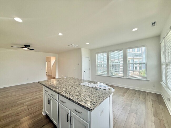 Building Photo - 1826 Grassy Falls Ln