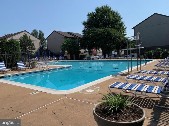 Building Photo - 1750 Westwind Way