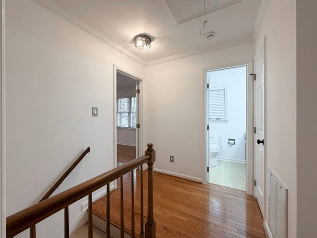 Building Photo - 110 Waltons Creek Rd