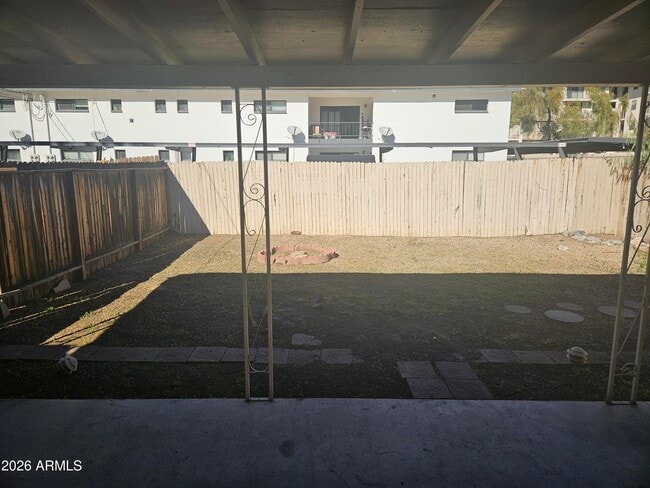 Building Photo - 1508 E Highland Ave