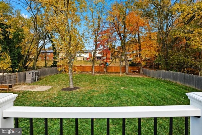 Building Photo - 6906 Berkshire Dr