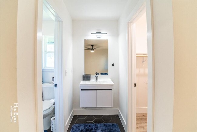 Building Photo - 7500 Rio Pass