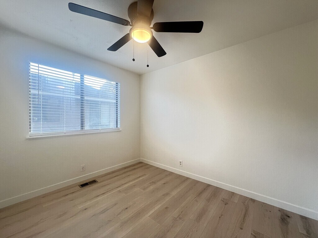 Building Photo - 2004 S Leadville Ave