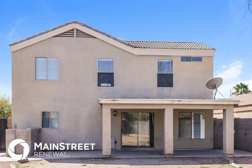 Building Photo - 12330 W Valentine Ave