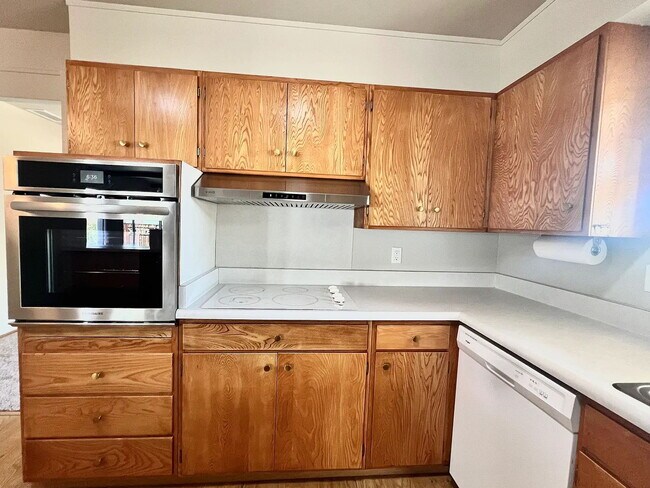 Building Photo - Prime San Jose Home with great backyard!