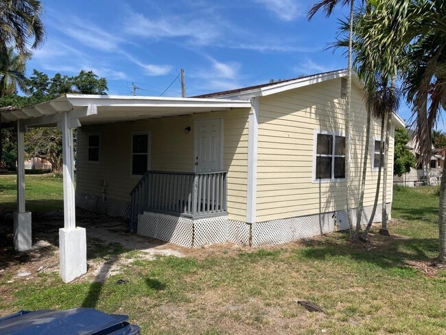 Building Photo - 179 S Barfield Hwy