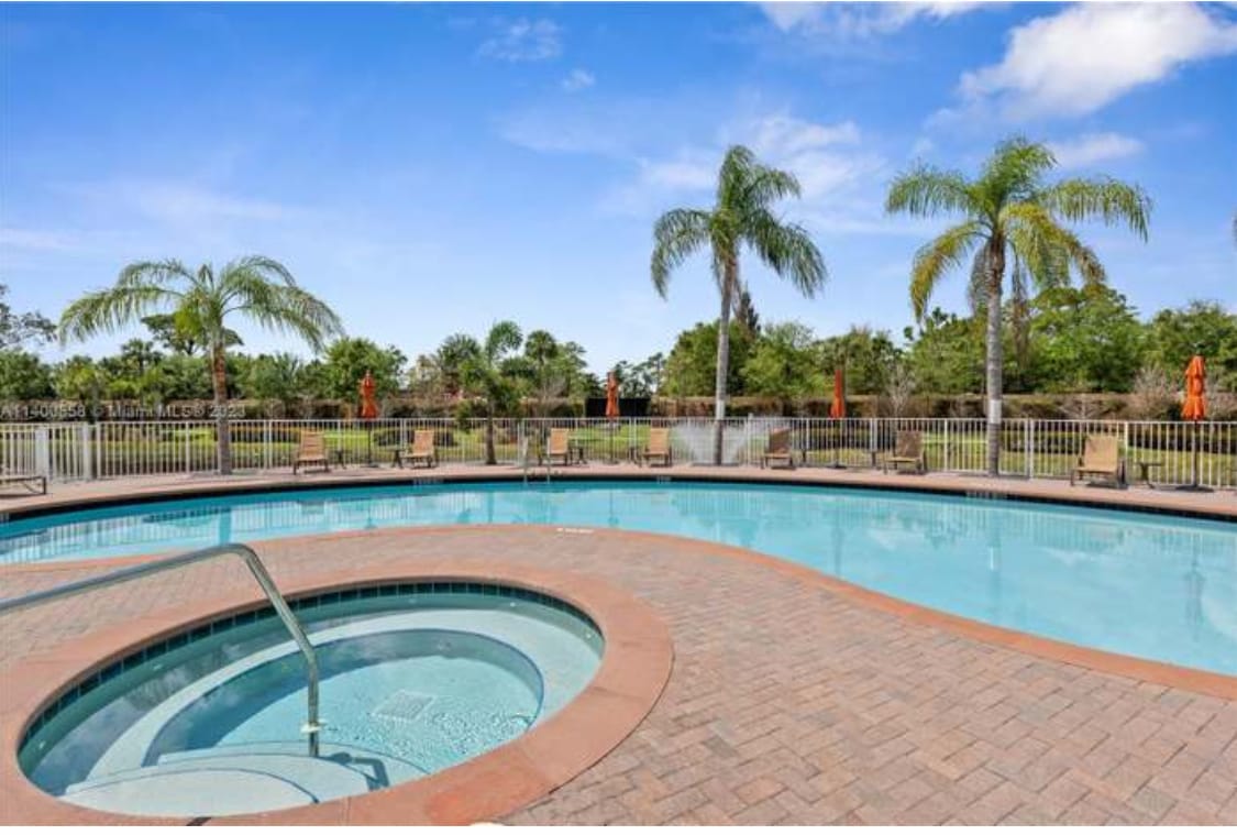 Building Photo - 5915 Monterra Club Dr
