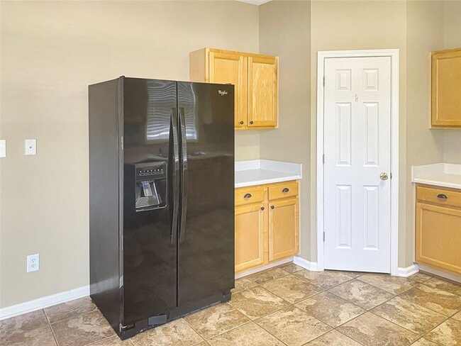 Building Photo - 3033 Kentmere Dr