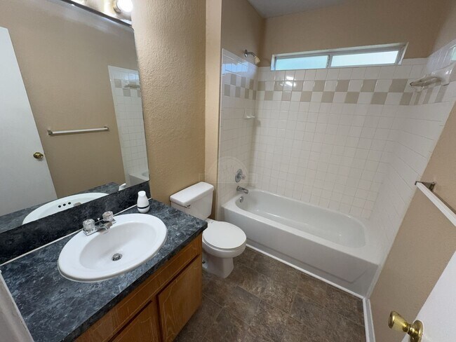 Building Photo - 2814 Cantabrian Dr