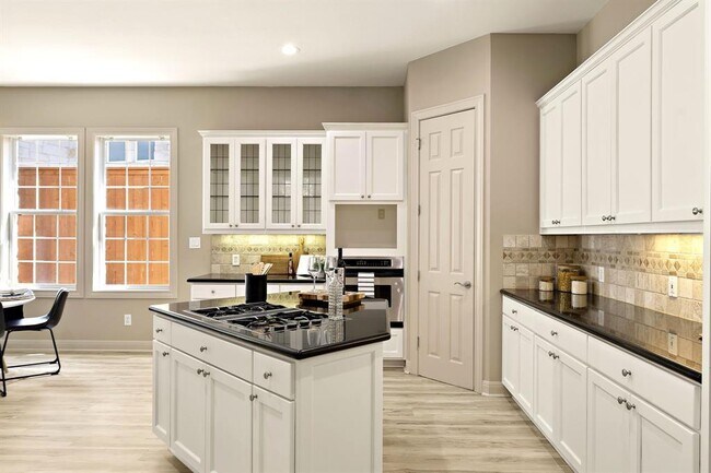 Building Photo - 3508 Red River St