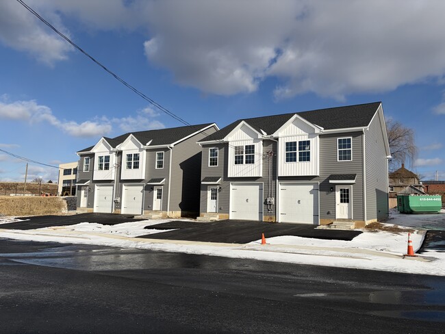 Building Photo - 1747 Williams St