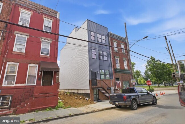 Building Photo - 2503 N 12th St