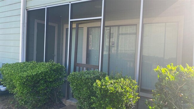 Building Photo - 14777 Wunderlich Dr