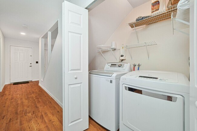 Building Photo - NOW AVAILABLE - Furnished Villa in Riverbend! *Boaters Welcome!*