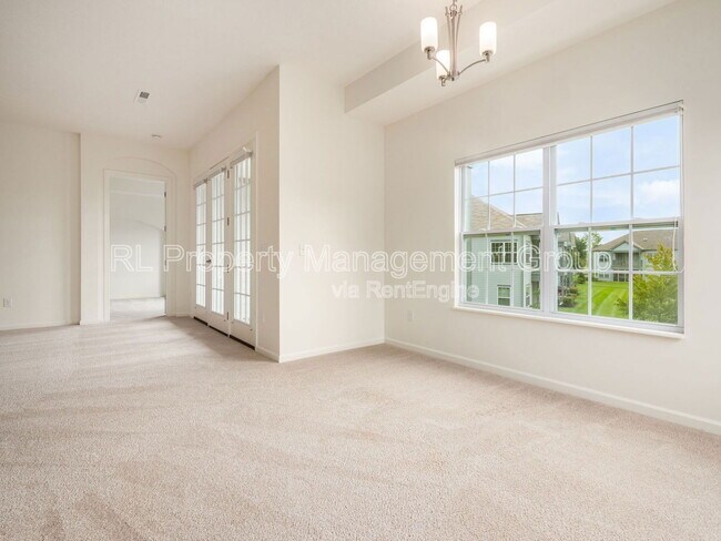 Building Photo - 5861 Yellowfin Ln