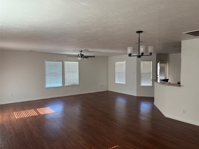 Building Photo - 22267 Doubletree Park Dr