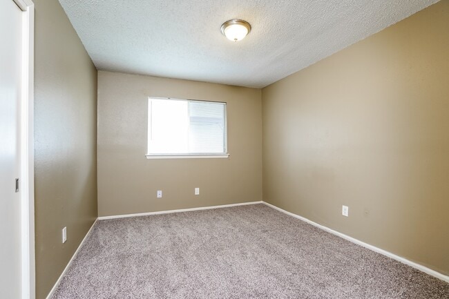 Building Photo - 18607 Andalusian Dr