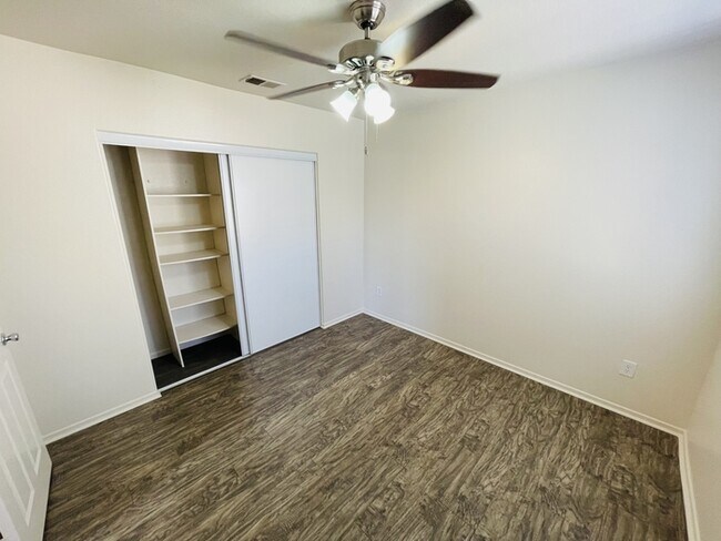 Building Photo - Condo