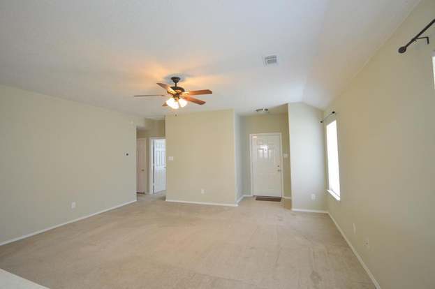 Building Photo - 8707 Farm Ridge Ln