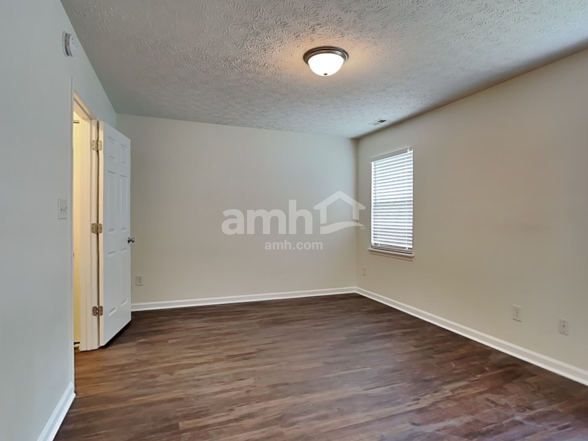 Building Photo - 3104 Forrestal Dr
