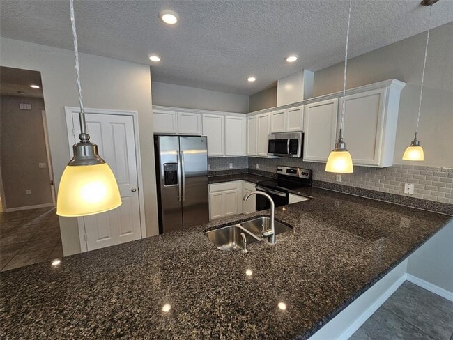 Building Photo - 5128 Crown Hvn Dr