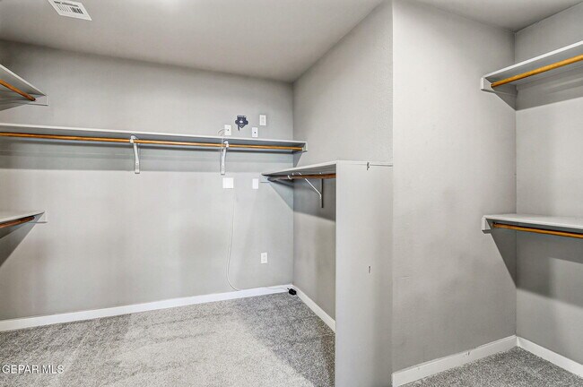 Building Photo - 14724 Tierra Fortaleza Ave