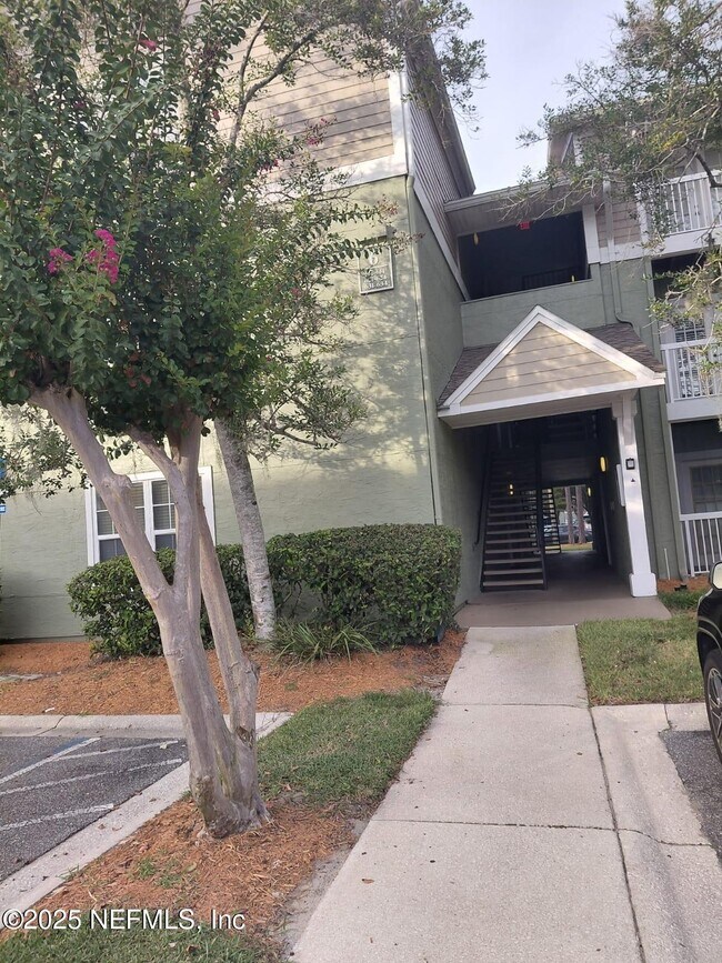 Primary Photo - 7701 Timberlin Park Blvd